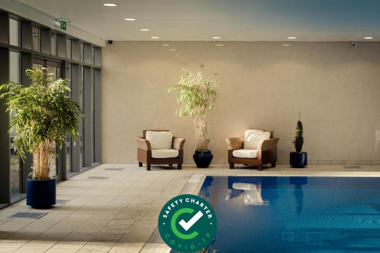 Rochestown Lodge Hotel Dun Laoghaire Exterior foto
