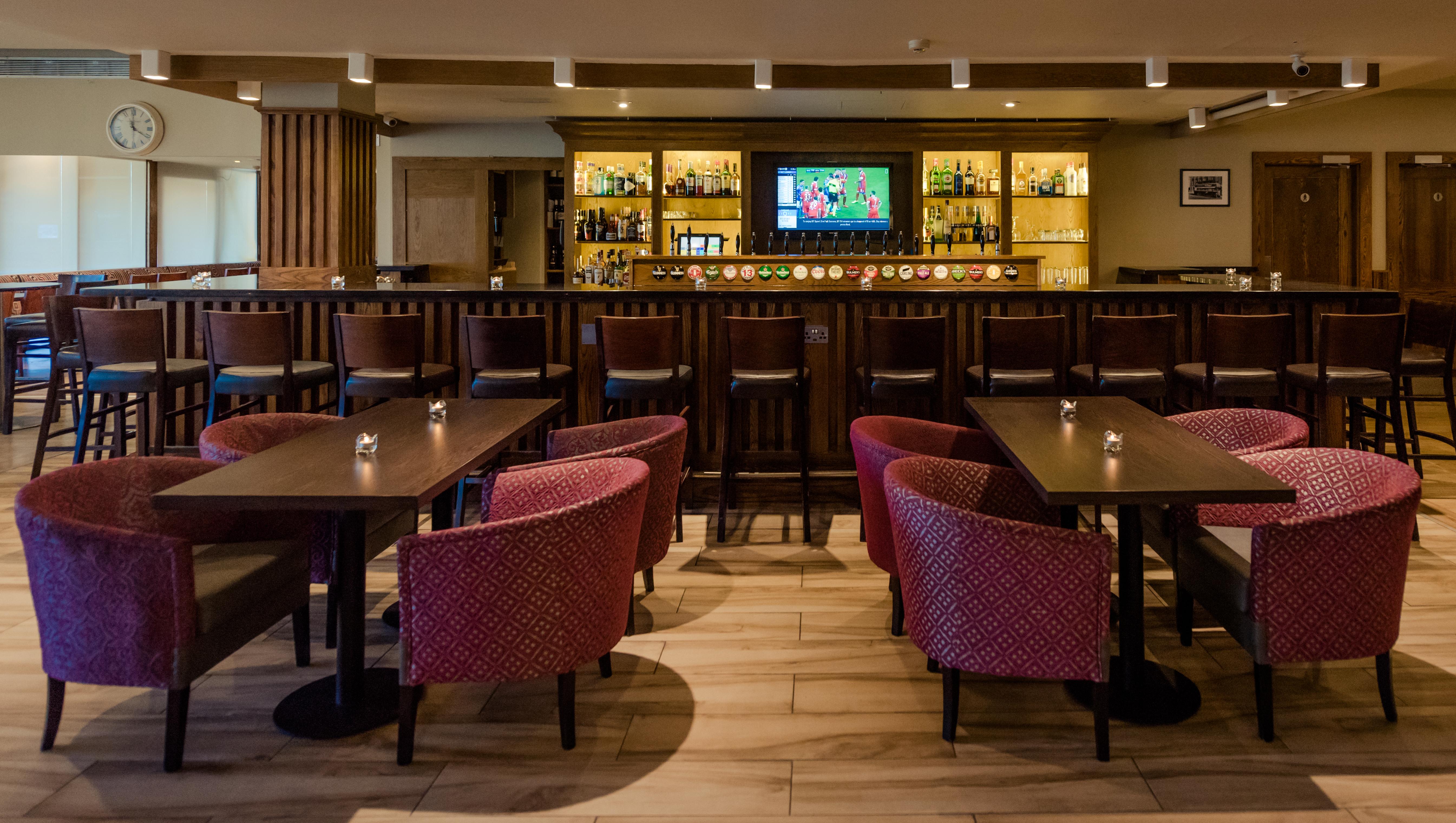 Rochestown Lodge Hotel Dun Laoghaire Exterior foto