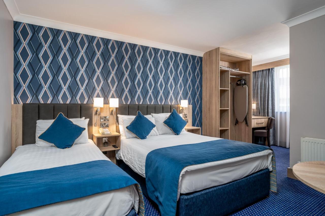 Rochestown Lodge Hotel Dun Laoghaire Exterior foto